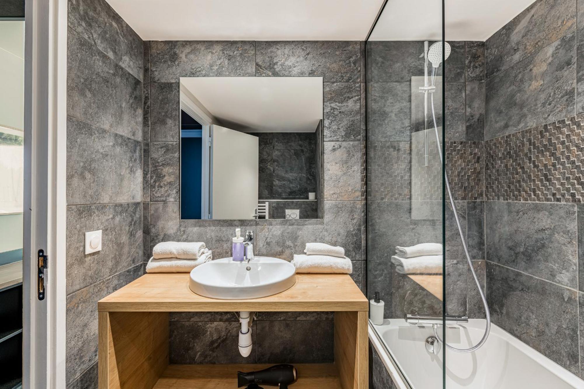 Le Parc 42 Saint-Etienne Apartment Exterior photo