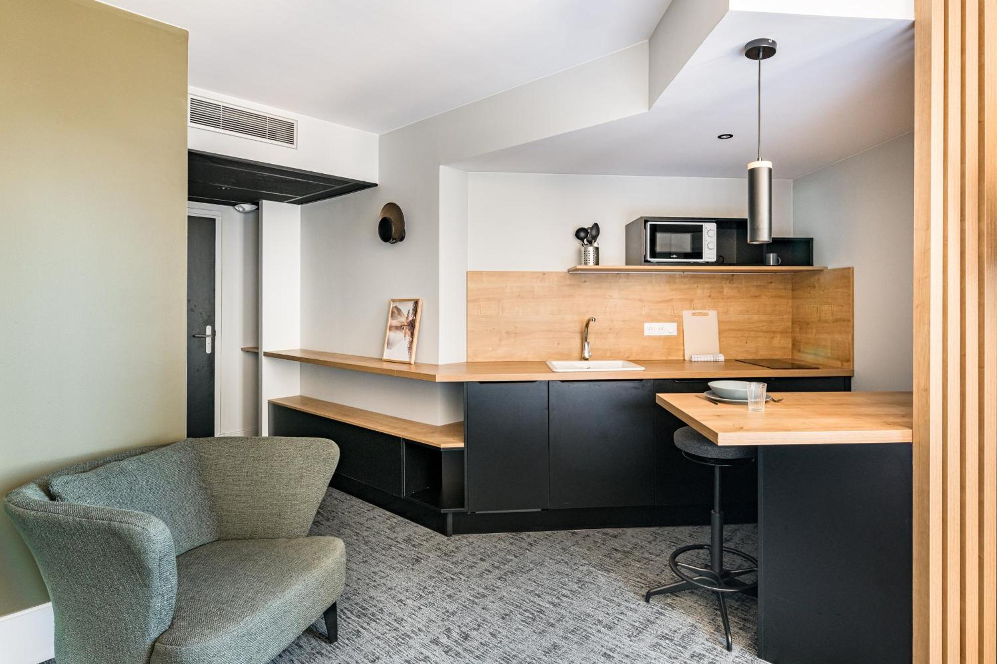 Le Parc 42 Saint-Etienne Apartment Exterior photo